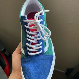 Yacht club vans (multi colored)